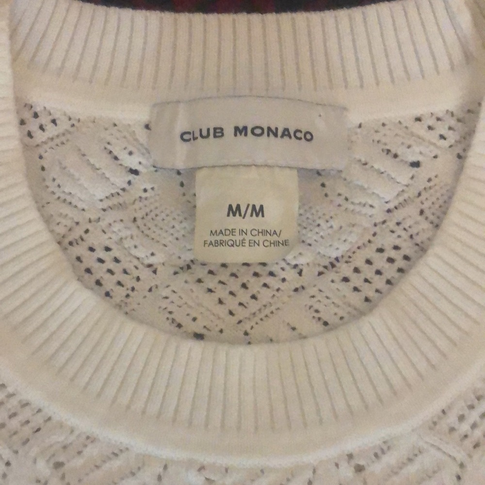 Club Monaco - Picture 2 of 6